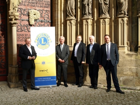 fc34f61d23b74be53ee07d469bd32064_XL